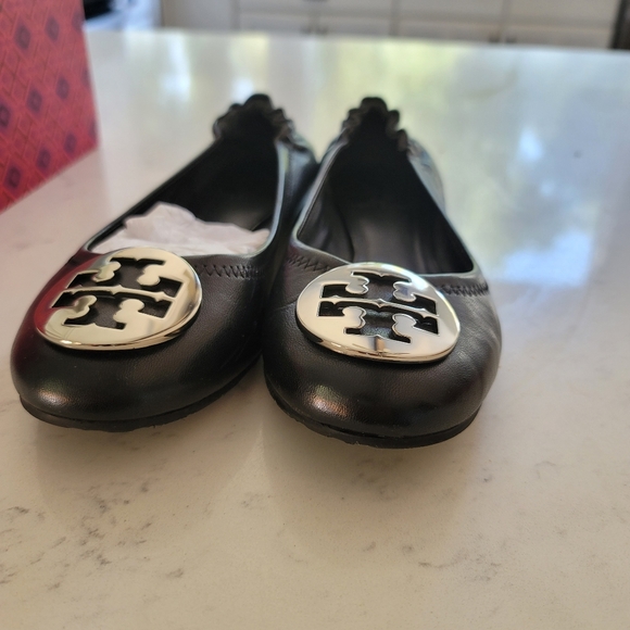 Tory Burch Reva Flats - Picture 6 of 12